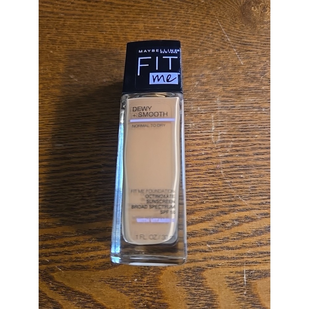Maybelline Fit Me Dewy and Smooth Liquid Foundation SPF 18‎ 315 Soft Honey
